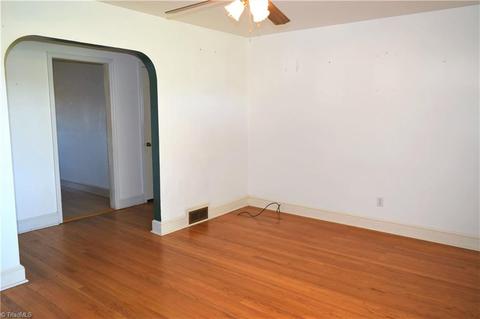 1151 Bald Hill Loop, Madison, NC 27025 photo 3