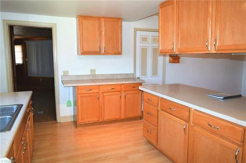 1151 Bald Hill Loop, Madison, NC 27025 photo 8