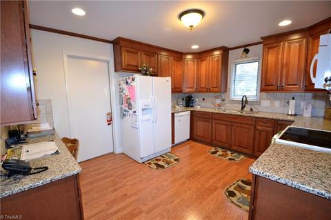 409 Willow Rd, Salisbury, NC 28147 photo 3