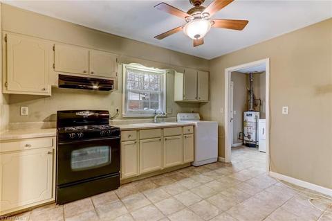 1717 Gavin Dr, High Point, NC 27260 photo 8