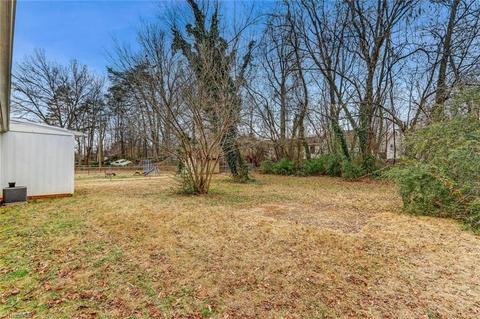 1717 Gavin Dr, High Point, NC 27260 photo 21