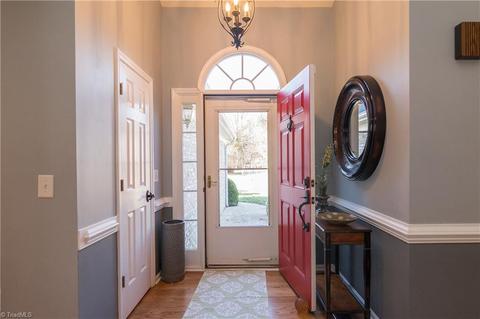 904 Ruskin Dr, High Point, NC 27265 photo 3