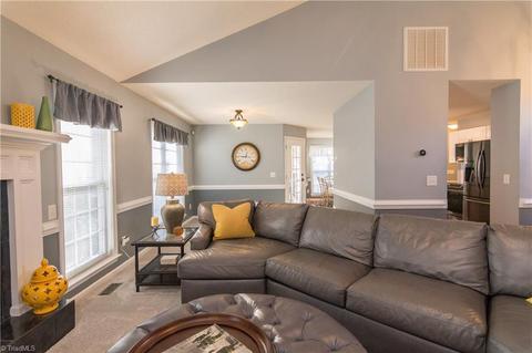 904 Ruskin Dr, High Point, NC 27265 photo 7