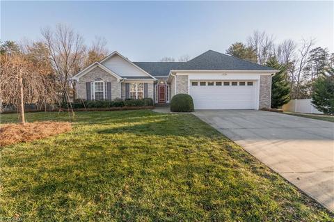 904 Ruskin Dr, High Point, NC 27265 photo 1