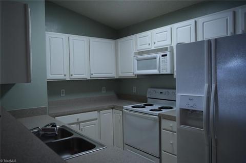 Undisclosed, High Point, NC 27265 photo 4
