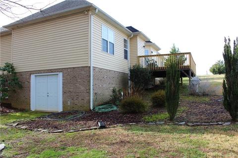 2915 Clear Ridge Dr, Trinity, NC 27370 photo 5
