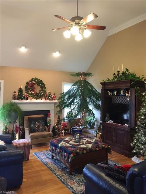 2915 Clear Ridge Dr, Trinity, NC 27370 photo 12