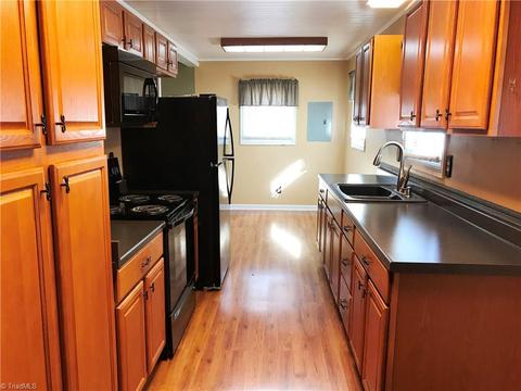 367 Dishmon Loop, Eden, NC 27288 photo 12