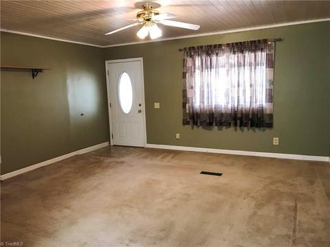 367 Dishmon Loop, Eden, NC 27288 photo 4