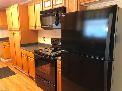 367 Dishmon Loop, Eden, NC 27288 photo 10