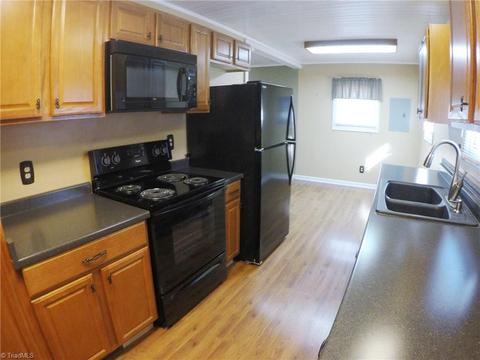 367 Dishmon Loop, Eden, NC 27288 photo 11
