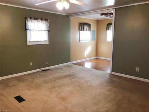 367 Dishmon Loop, Eden, NC 27288 photo 6
