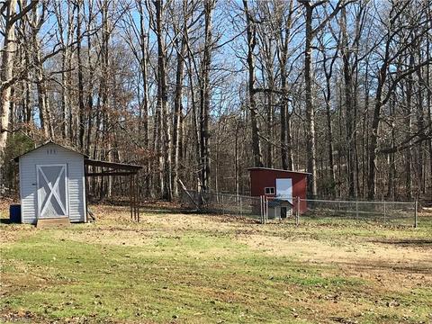 367 Dishmon Loop, Eden, NC 27288 photo 23
