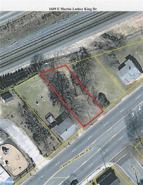 1609 E Martin Luther King Jr Dr, High Point, NC 27260 photo 1