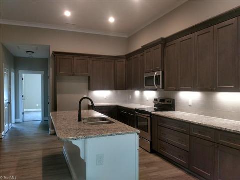 4261 Bordeaux Dr, Trinity, NC 27370 photo 4