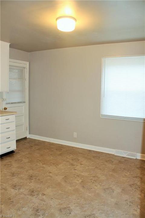 709 Commerce Ave, High Point, NC 27260 photo 5