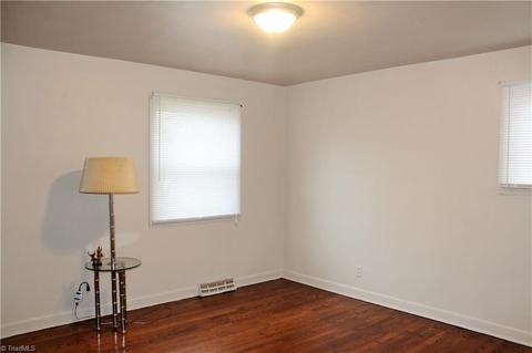 709 Commerce Ave, High Point, NC 27260 photo 17