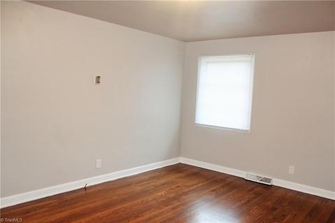 709 Commerce Ave, High Point, NC 27260 photo 14