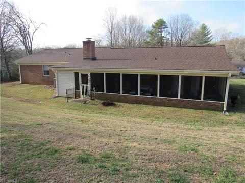 528 Mountainbrook Dr, King, NC 27021 photo 29