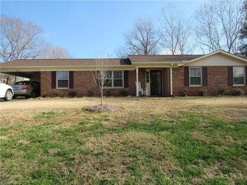 528 Mountainbrook Dr, King, NC 27021 photo 30