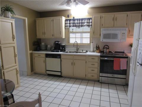 528 Mountainbrook Dr, King, NC 27021 photo 14