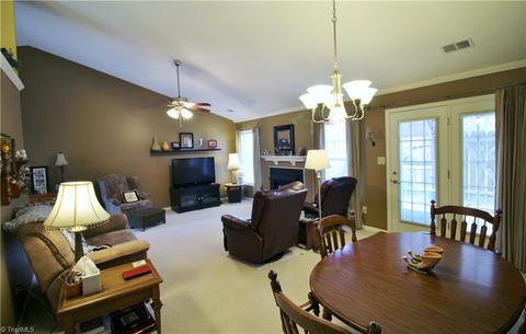3937 Cobblestone Bend Dr, High Point, NC 27265 photo 3
