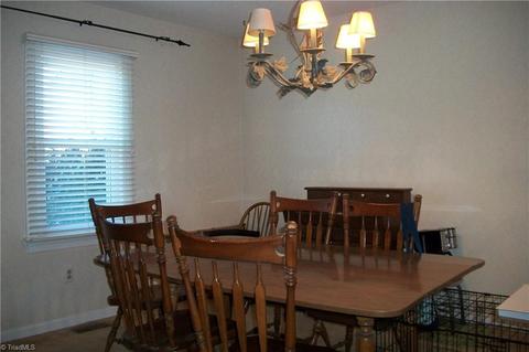427 Comanche Dr, Advance, NC 27006 photo 8