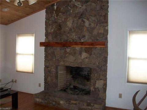 307 Green St, Biscoe, NC 27209 photo 3