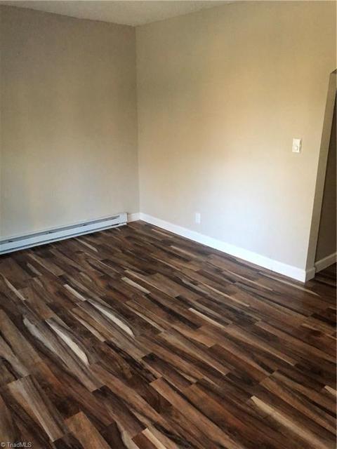 526 Walnut St, High Point, NC 27260 photo 3