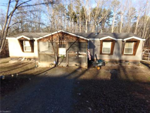 4806 Cashatt Rd, Trinity, NC 27370 photo 1