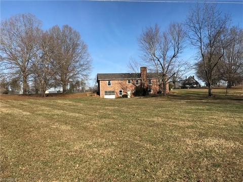 180 Devotion Rd, Thurmond, NC 28683 photo 2