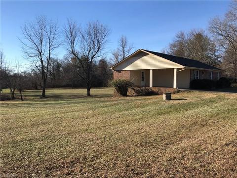 180 Devotion Rd, Thurmond, NC 28683 photo 4