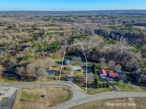 337 Pelham Loop Rd, Pelham, NC 27311 photo 3