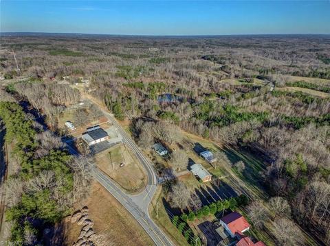337 Pelham Loop Rd, Pelham, NC 27311 photo 4