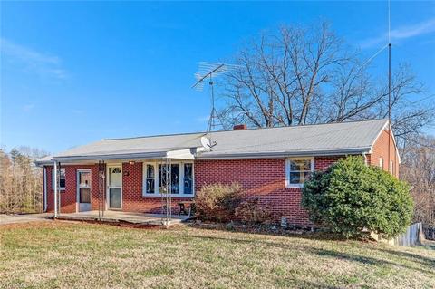 337 Pelham Loop Rd, Pelham, NC 27311 photo 6