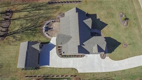 7325 Trotters Run, Trinity, NC 27370 photo 2