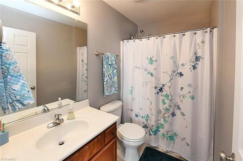 656 Chas Ct, High Point, NC 27265 photo 19
