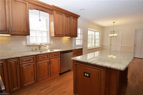 7008 Ashburn Cir, Clemmons, NC 27012 photo 7