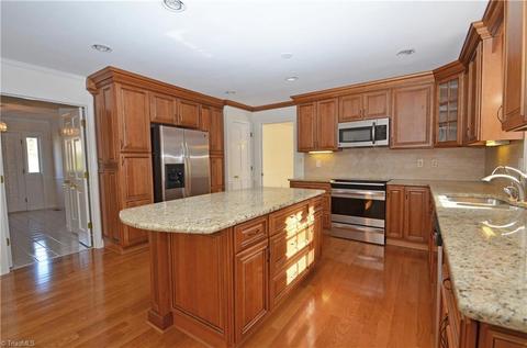 7008 Ashburn Cir, Clemmons, NC 27012 photo 9