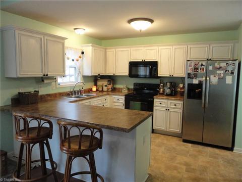 4260 Fox St, Randleman, NC 27317 photo 5