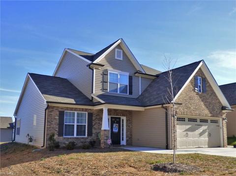 4503 River Gate Dr, Clemmons, NC 27012 photo 1