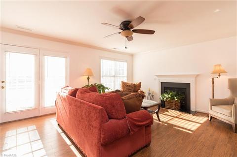 3808 Eagles View Ct, High Point, NC 27265 photo 5