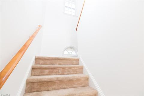 3808 Eagles View Ct, High Point, NC 27265 photo 13
