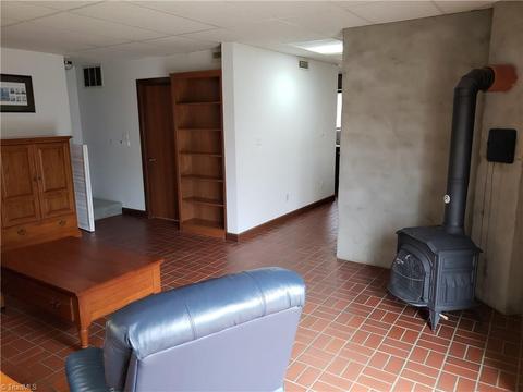 1034 County Line Rd, Harmony, NC 28634 photo 3