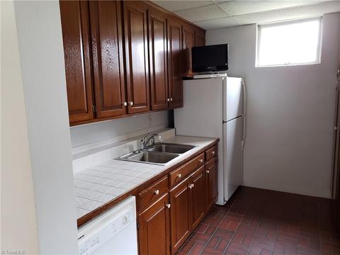 1034 County Line Rd, Harmony, NC 28634 photo 8