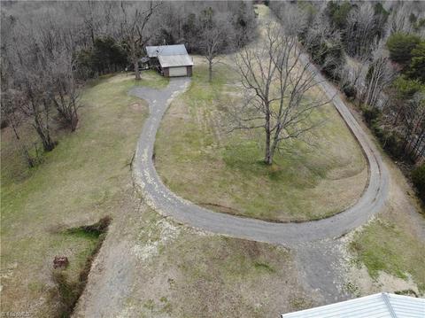 1034 County Line Rd, Harmony, NC 28634 photo 30