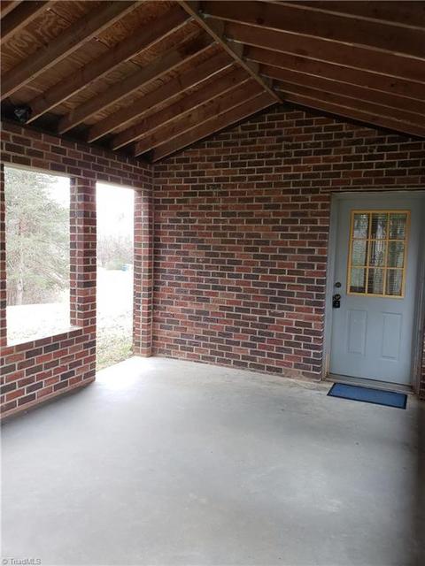 1034 County Line Rd, Harmony, NC 28634 photo 18