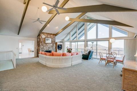 37 Graypointe Ln, Roaring Gap, NC 28668 photo 13