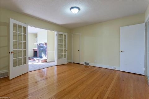 801 Sunset Dr, High Point, NC 27262 photo 7