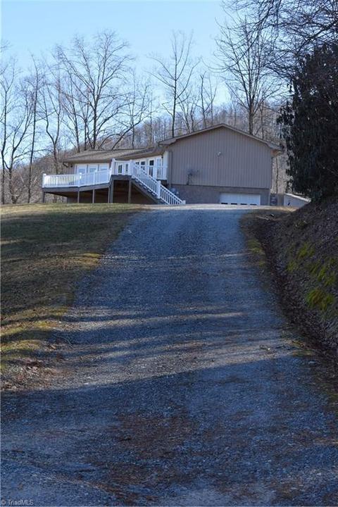 318 Lewis Fork Baptist Church Rd, Purlear, NC 28665 photo 28